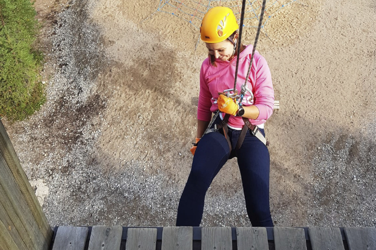 Climbing tower (descending)